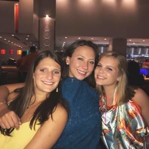 Meet your Posher, Alise alexandra